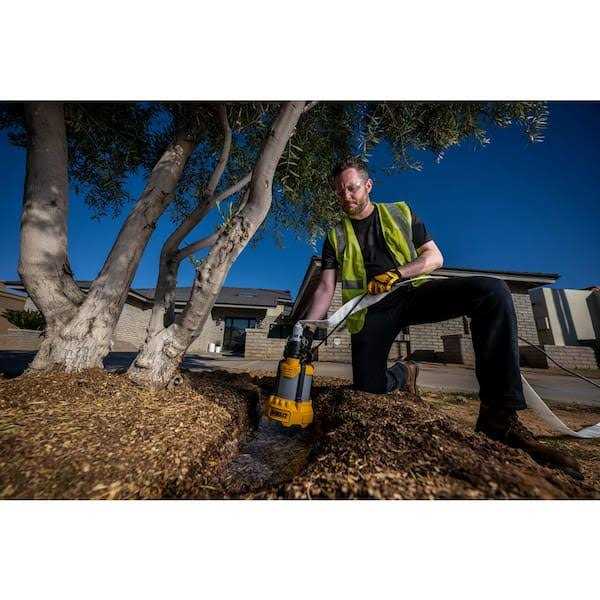 DEWALT 1/3 HP Aluminum Submersible Utility Pump with Hose Kit - Image 5