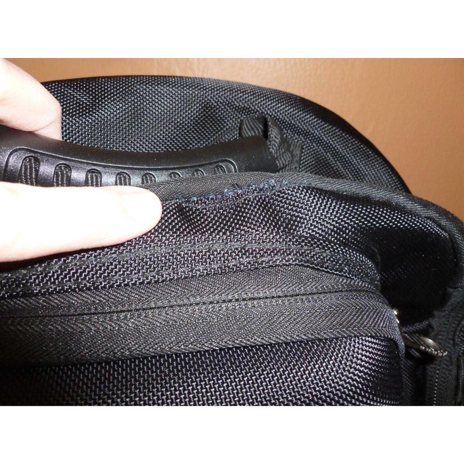 Husky 16 in. Pro Tool Backpack H-68004-03 - Image 4