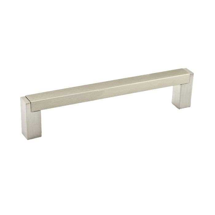 Richelieu 5 inch Center to Center Handle Cabinet Pull - Image 3