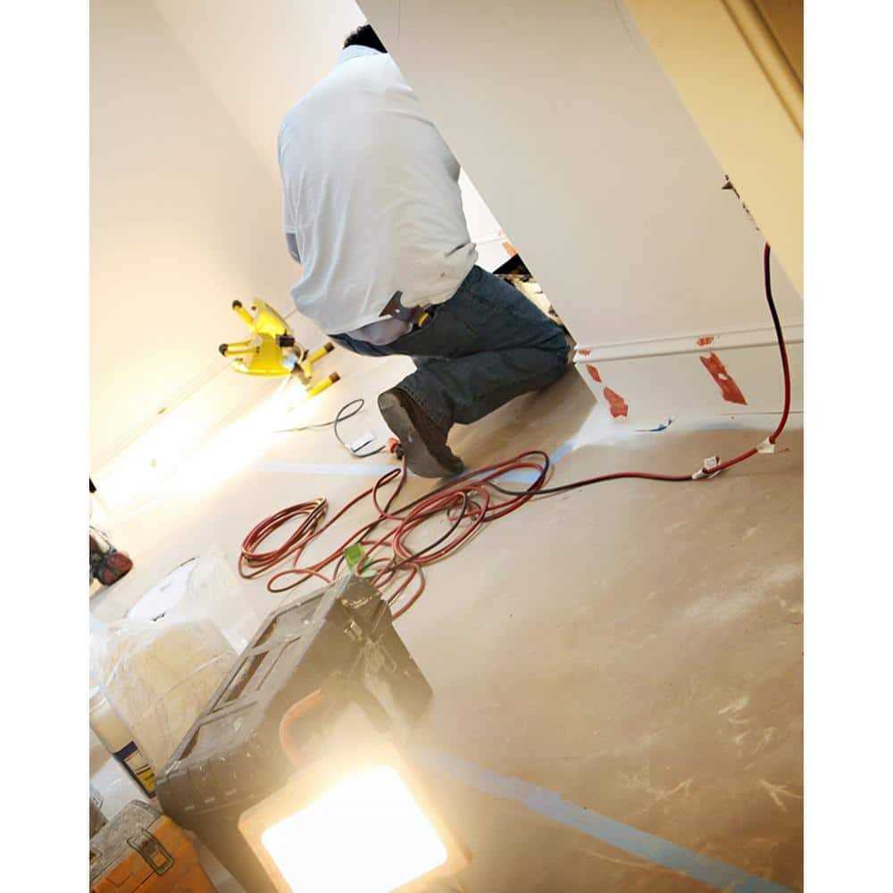 Trimaco 5048500 48 in. x 500 ft. Brown Flooring Paper - Image 5