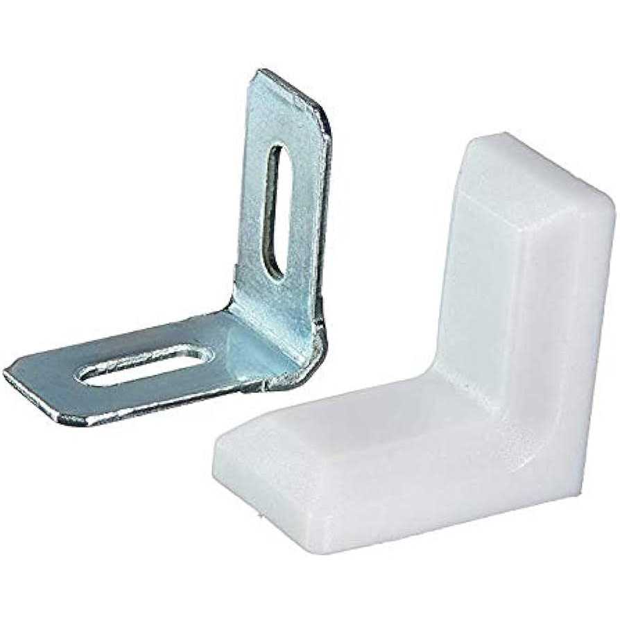 Corner Bracket Mcredy Plastic Corner Bracket L Corner Brace Metal Plastic Shelf Corner Brace 1.1x1.1x0.8 White 20pcs - Image 3