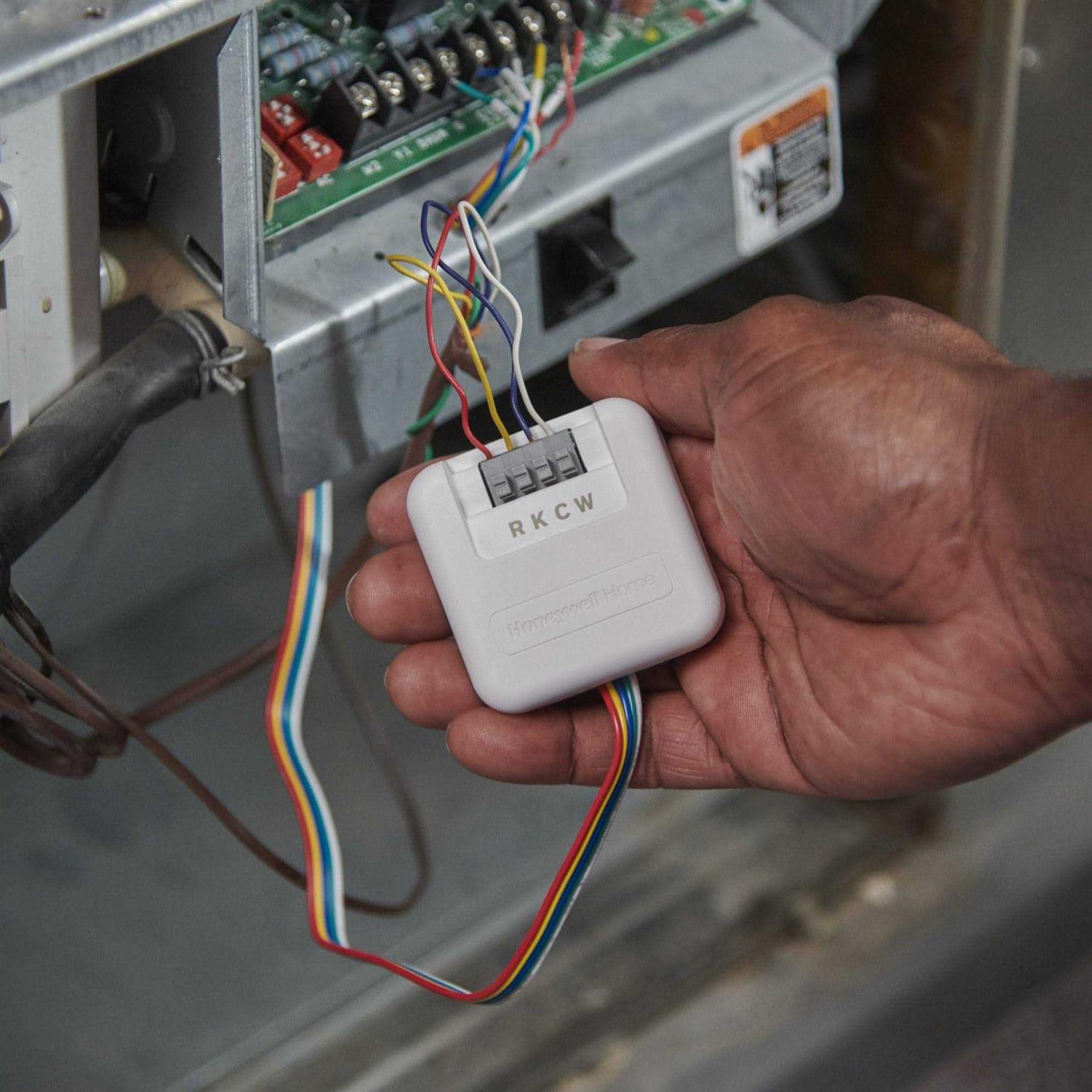 Honeywell THP9045A1098 C-Wire Adapter - Image 3