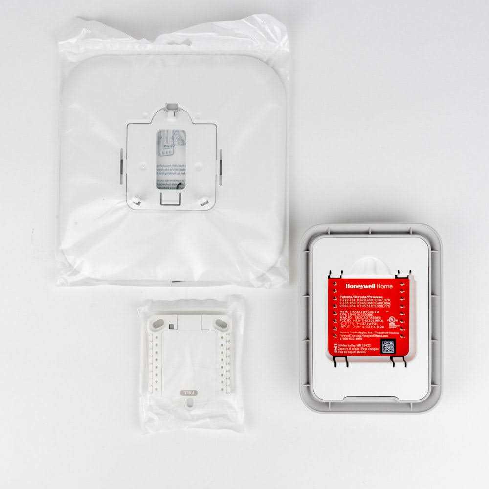 Honeywell Home THX321WF2003W T10 Smart Thermostat - Image 5