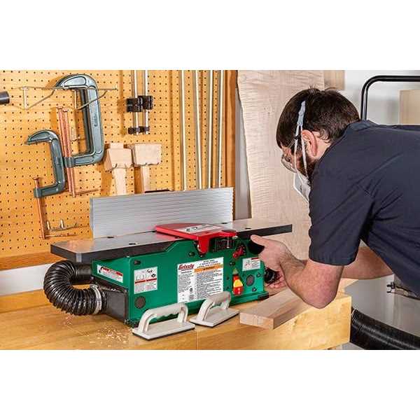 Grizzly G0946 6 Benchtop Jointer with Spiral-Type Cutterhead - Image 5