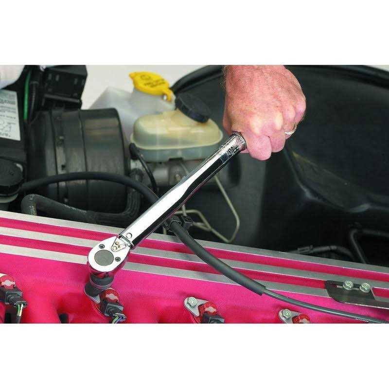 Pittsburgh 63883 3/4 in. Drive 50-300 ft. lb. Click Torque Wrench - Image 5