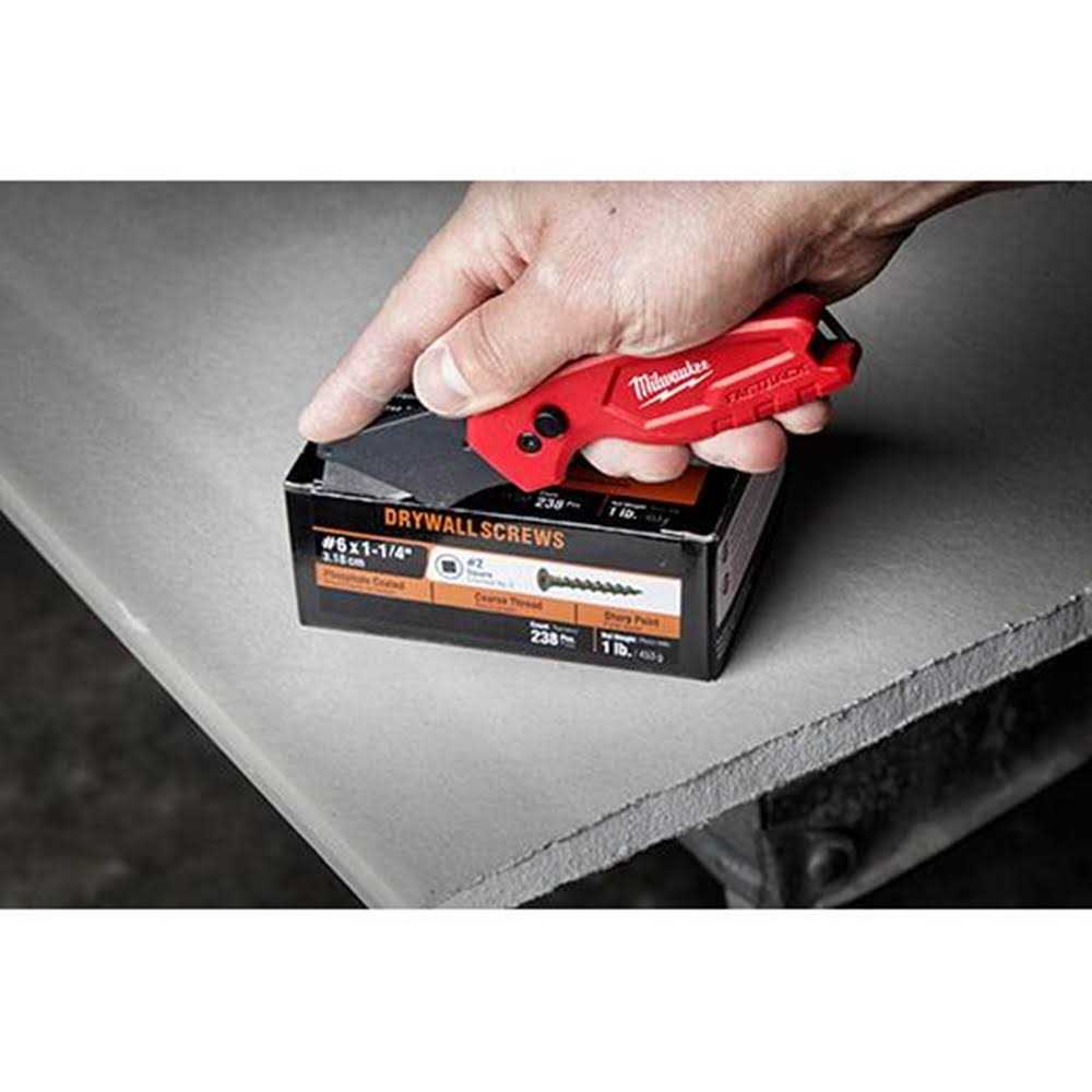 Milwaukee 48-22-1503 FASTBACK Folding Utility Knife Set - Image 4