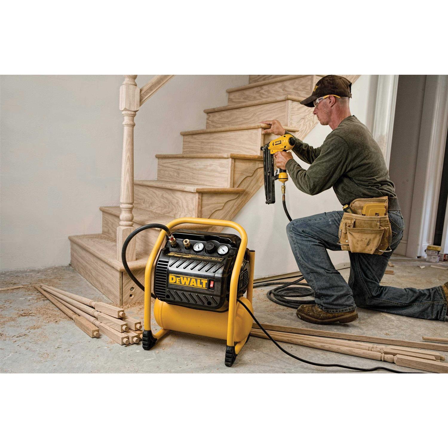 DeWalt DWFP55130 - Image 4