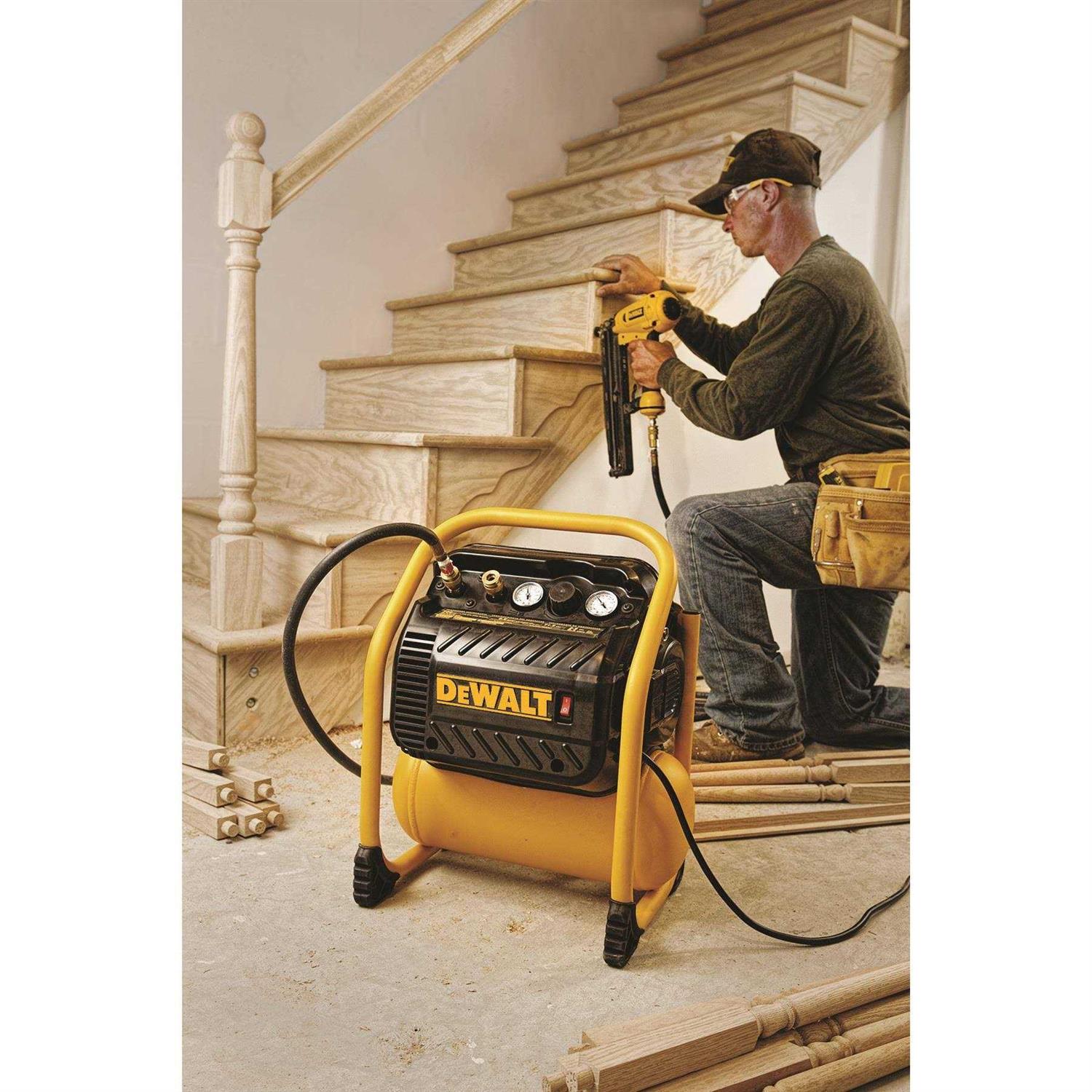 DeWalt DWFP55130 - Image 5