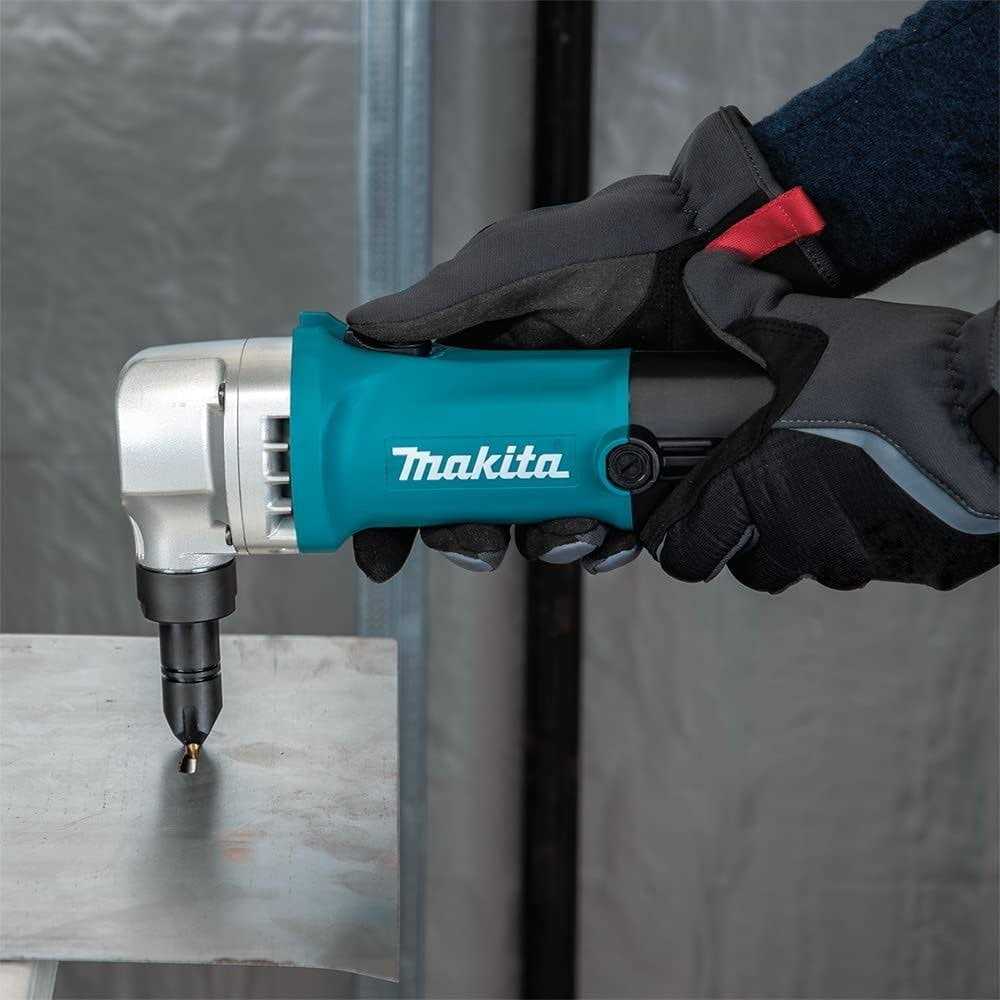 JN1601 Makita 16 Gauge Nibbler - Image 2