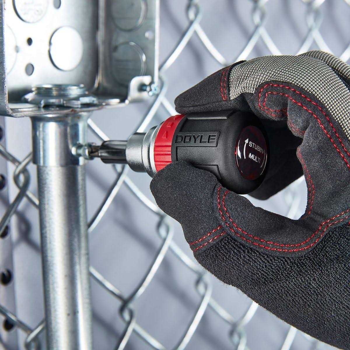 Doyle 6-in-1 Ratcheting Multi-Bit Stubby Screwdriver - Image 3