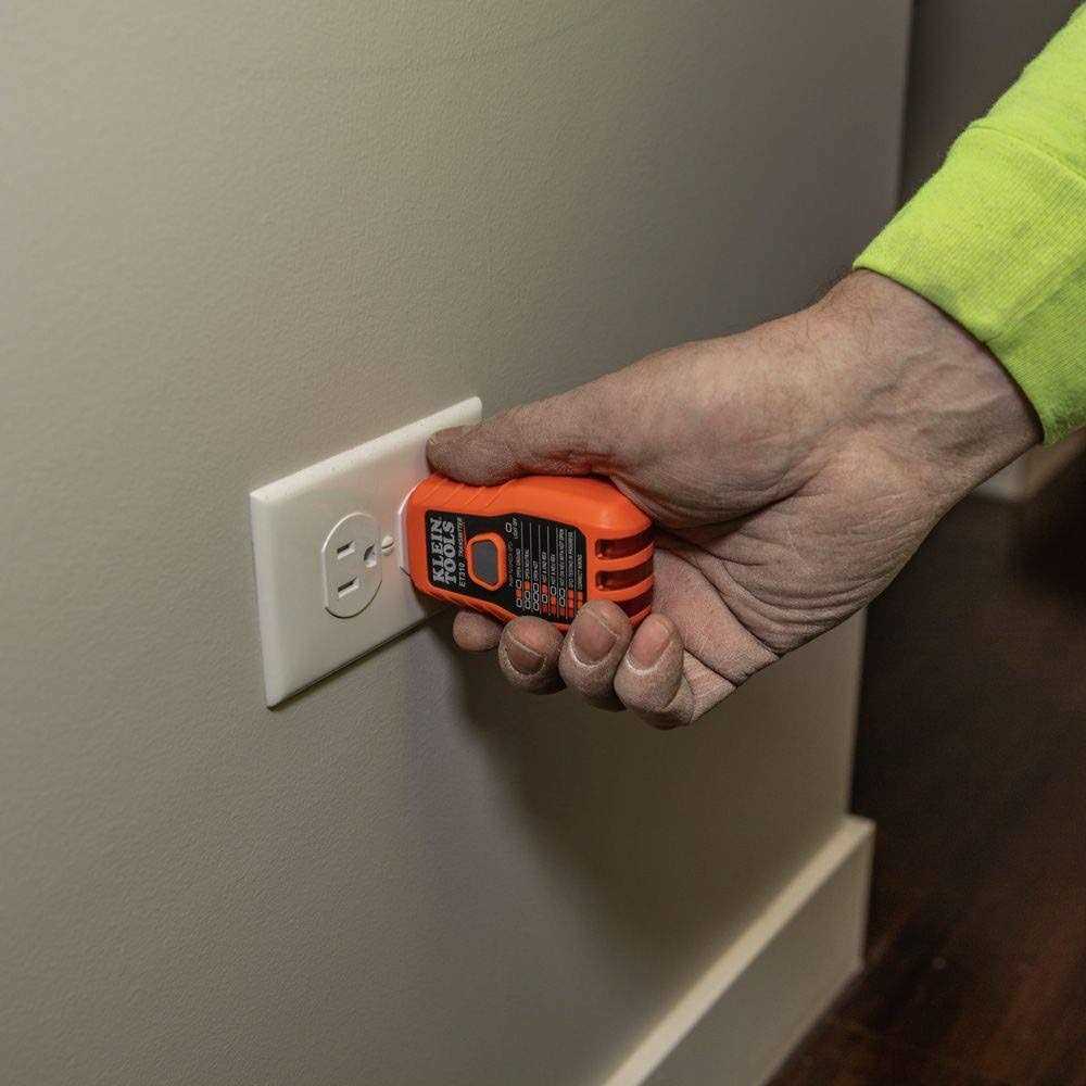 Klein Tools Circuit Breaker Tester Set - Image 3