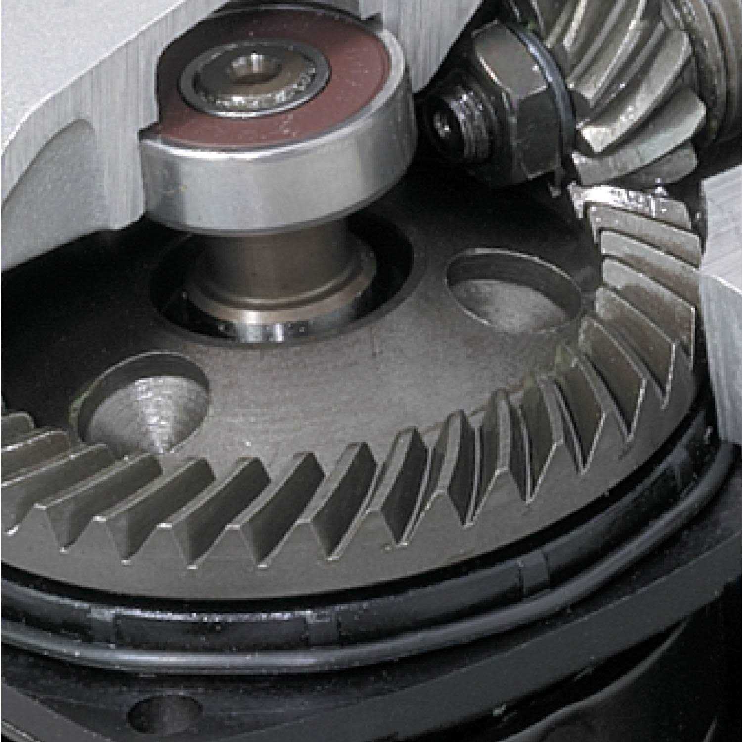 Makita 9557NB2 Angle Grinder - Image 3