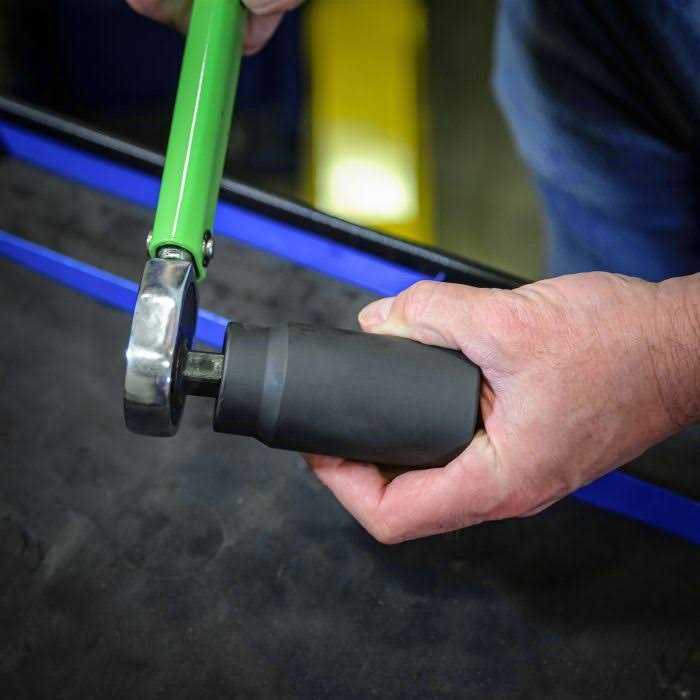 OEMTOOLS 36mm Axle Nut Socket 1/2 Inch Drive - Image 4