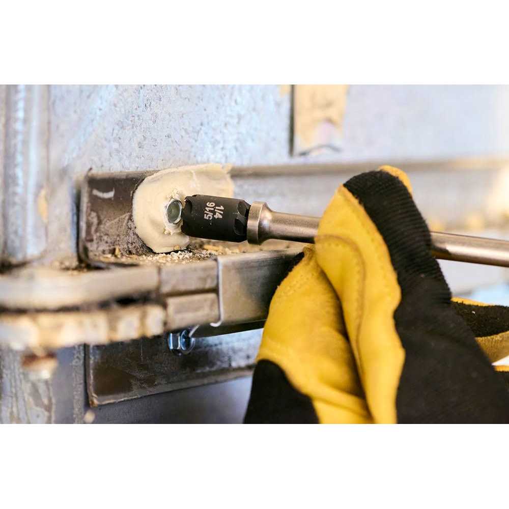 Malco MSHCST 2 in. Reversible Sawtooth Hex Driver 1/4 in. and 5/16 - Image 4