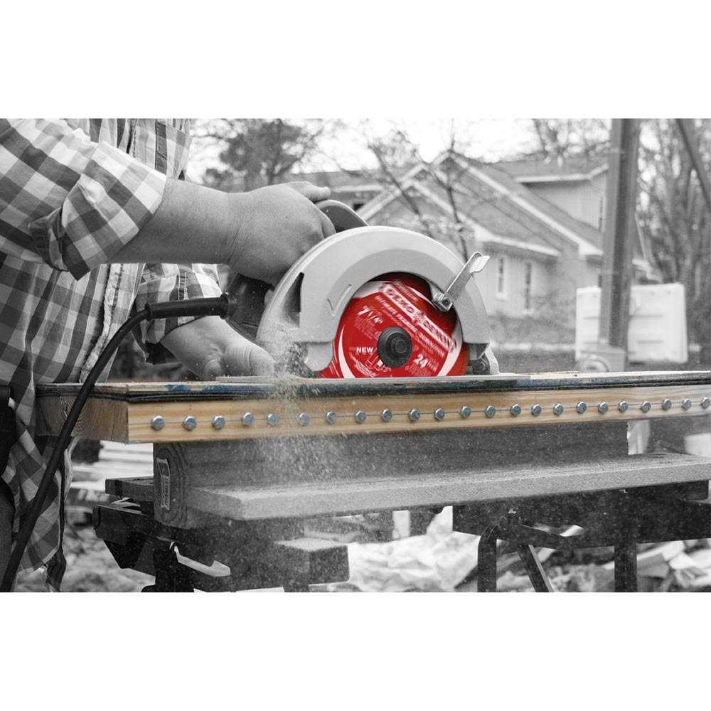 DIABLO Demo Demon 7-1/4 in. 24-Tooth Framing/Demolition Circular Saw Blade - Image 3