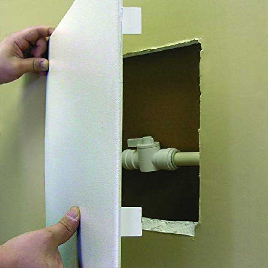 Watts APU9 SpringFit Access Panel - Image 3