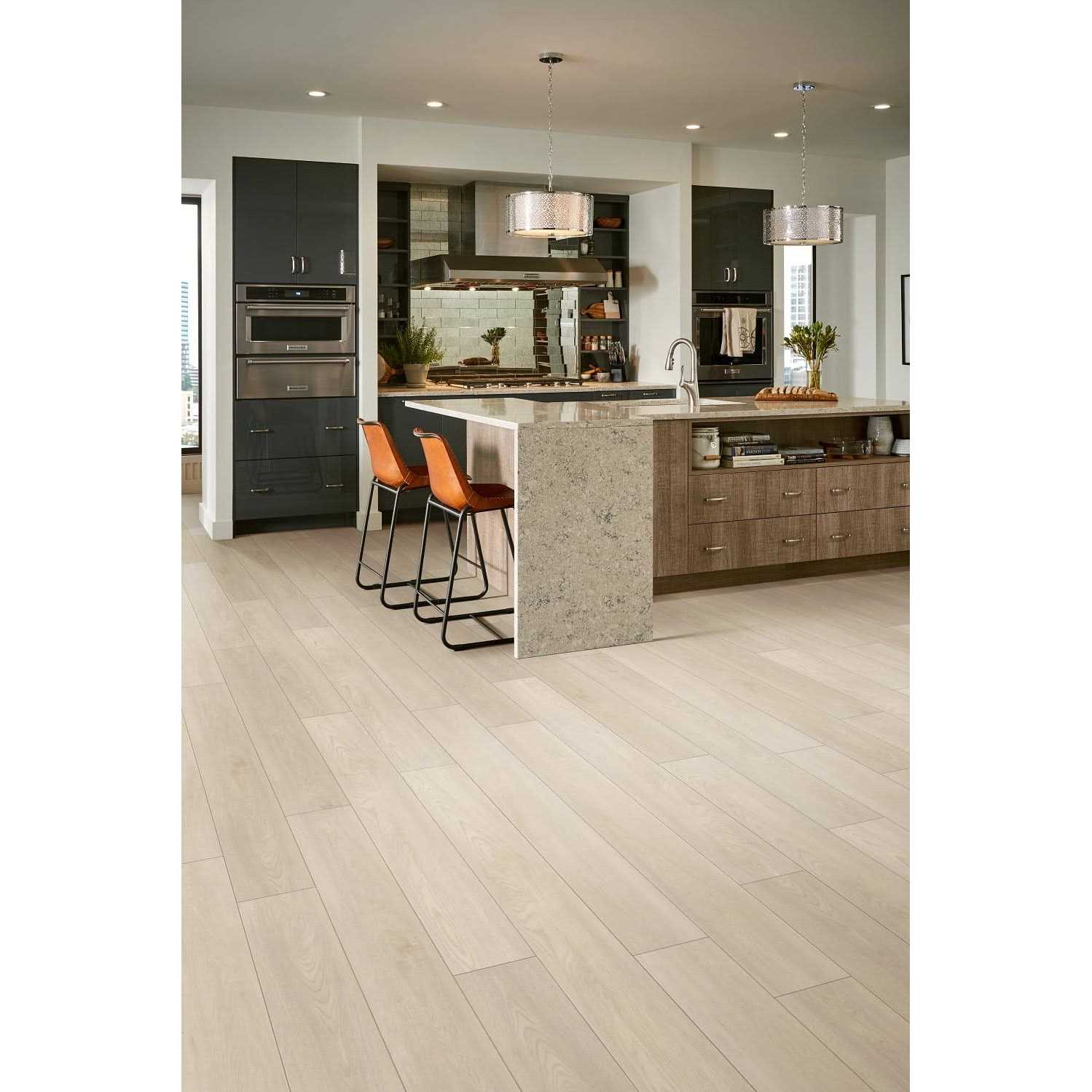 Cascada 5-mm T x 7-in W x 48-in L Waterproof Luxury Vinyl Plank Flooring Shaw - Image 5