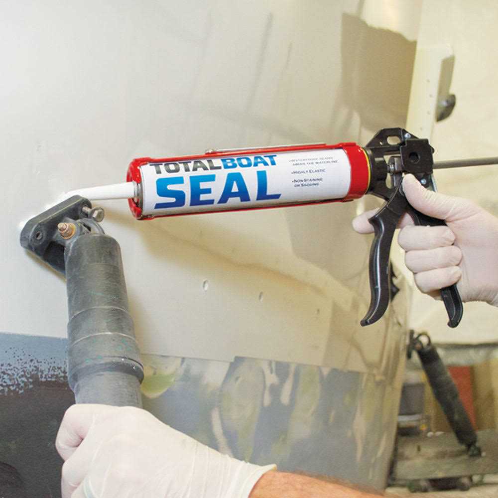 TotalBoat Seal Marine Sealant - Image 5