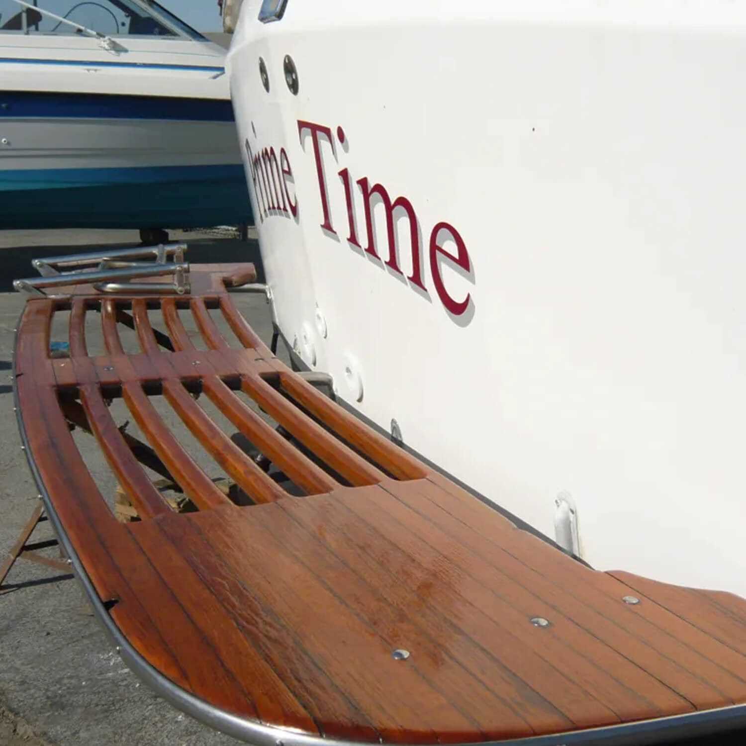 TotalBoat Marine Wood Finish Ideal for Boats Home and Outdoor Teak Furniture - Image 4
