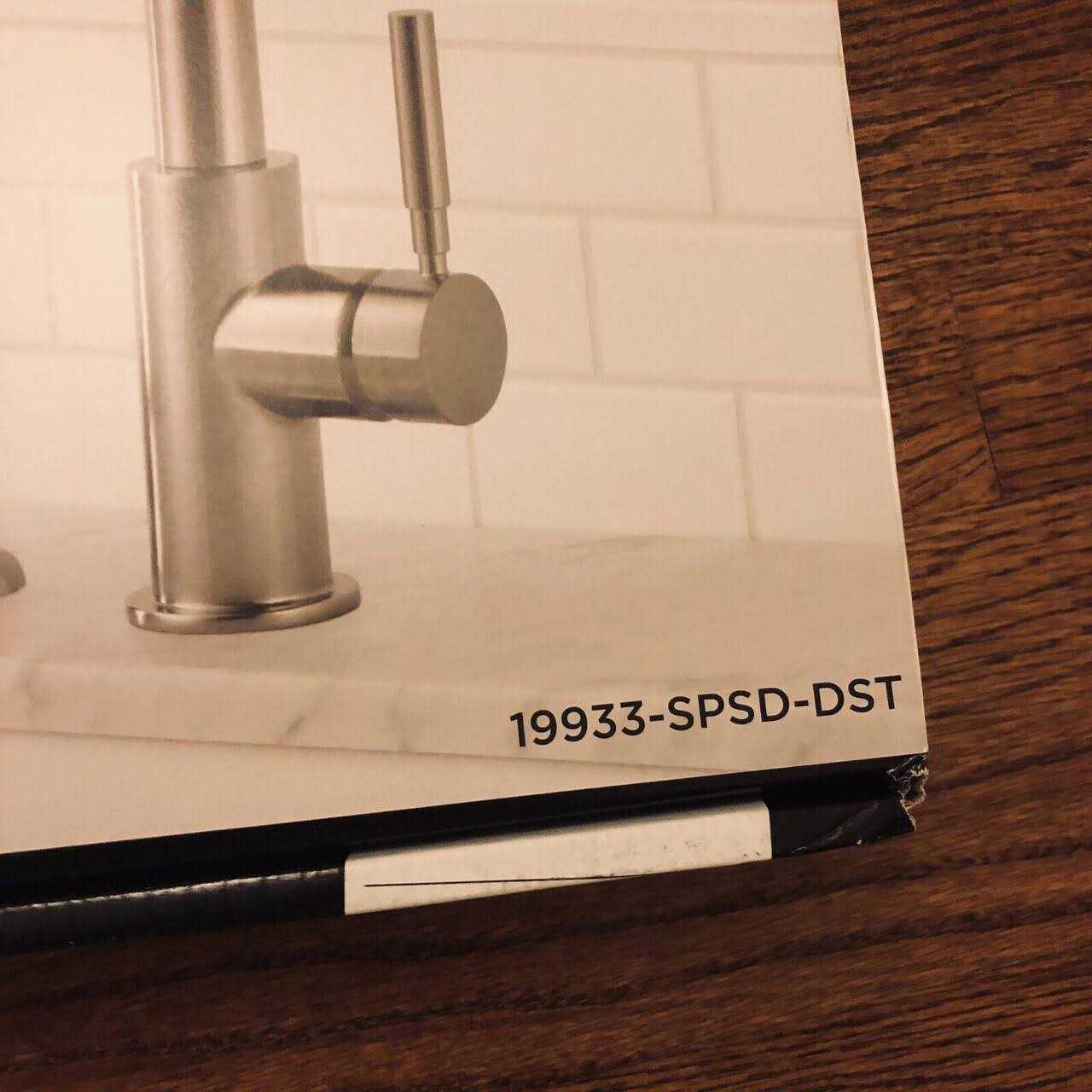 Delta Trask Stainless Single Handle Pull-Down Kitchen Faucet with Soap Dispenser - Image 3