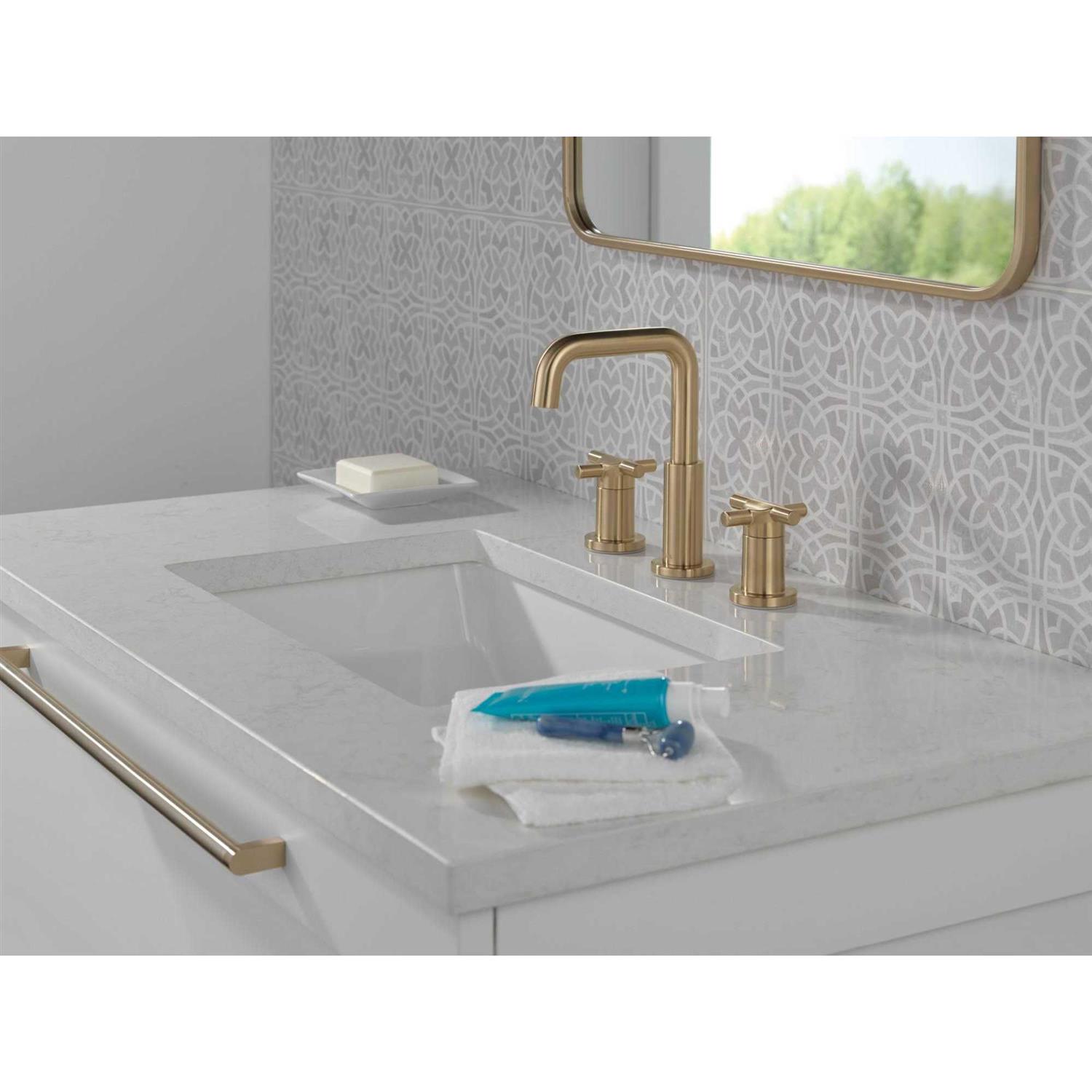 Delta Nicoli Two Handle Widespread Bathroom Faucet 35894LF - Image 5