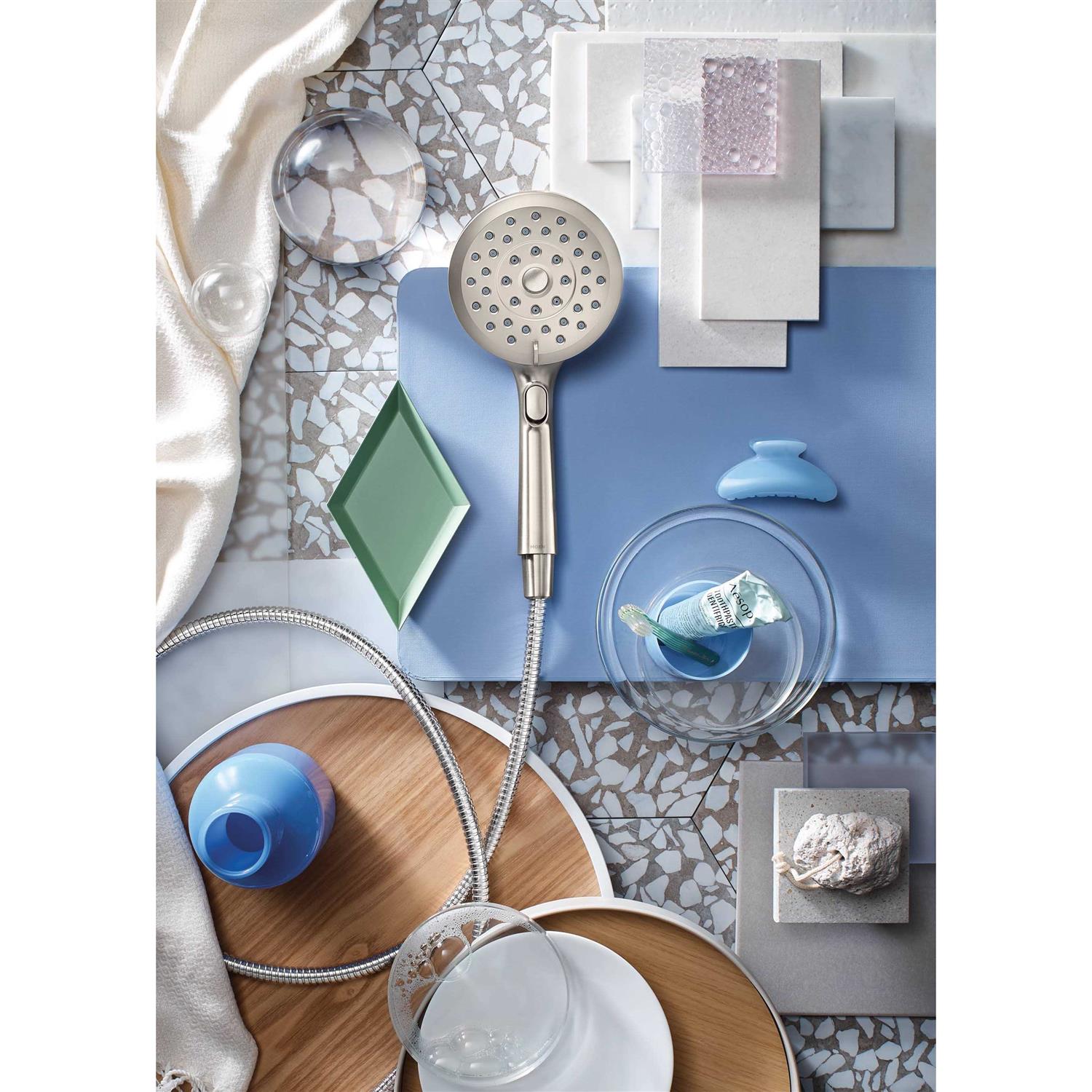 Moen Verso Handshower with Magnetix Docking - Image 2