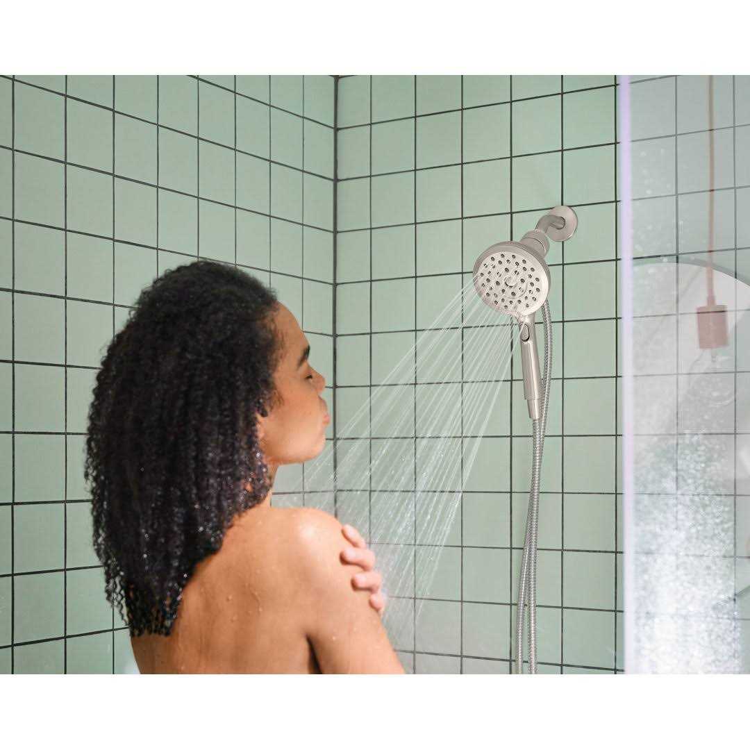 Moen Verso Handshower with Magnetix Docking - Image 5