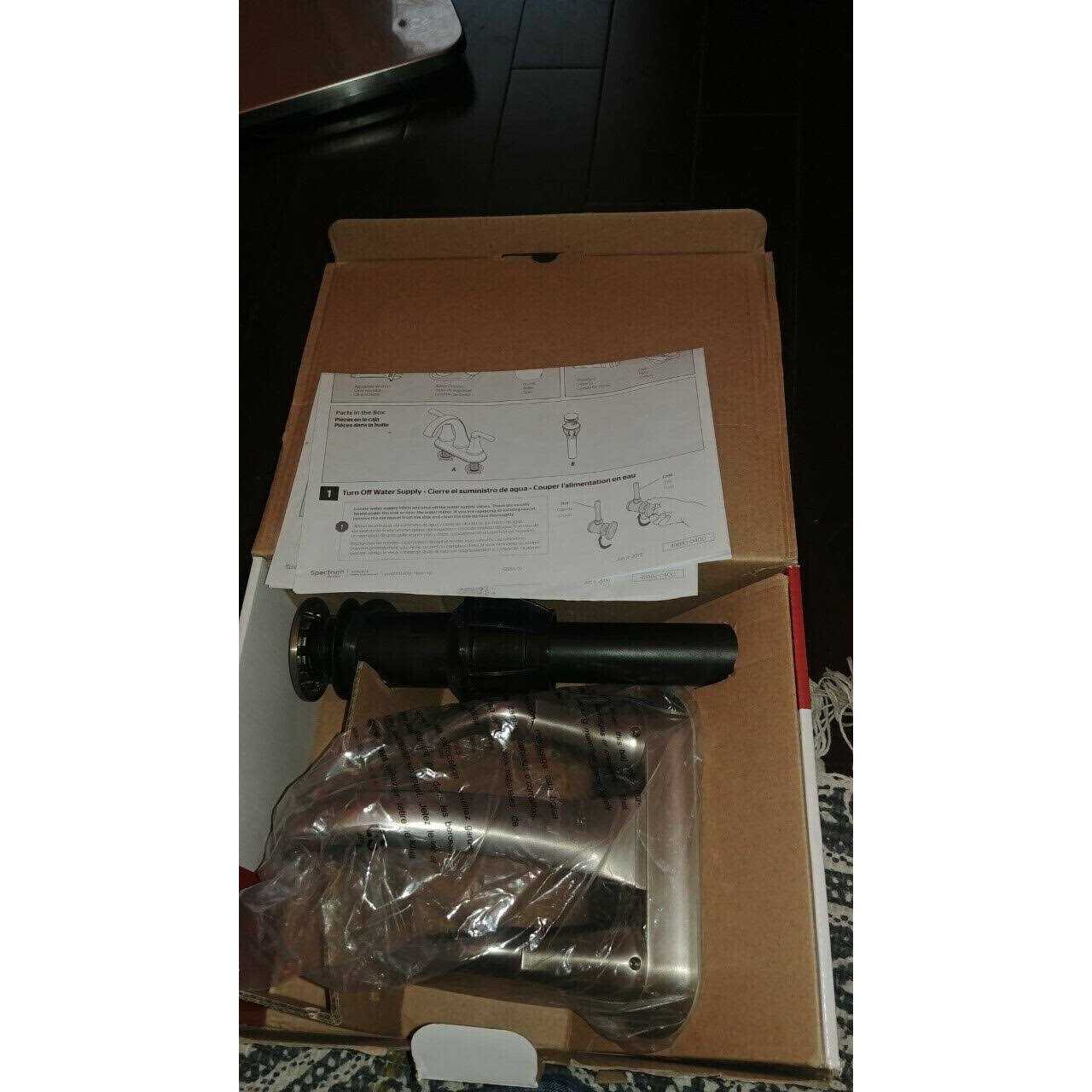 Pfister LF-048-LRGS Ladera 4 Centerset 2-Handle Bathroom Faucet - Image 3