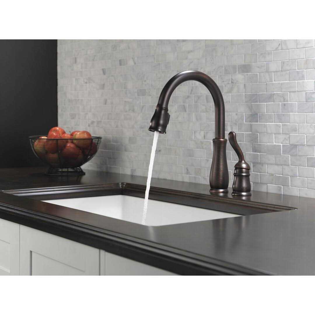 Delta Leland Single Handle Pull Down Kitchen Faucet - Image 3