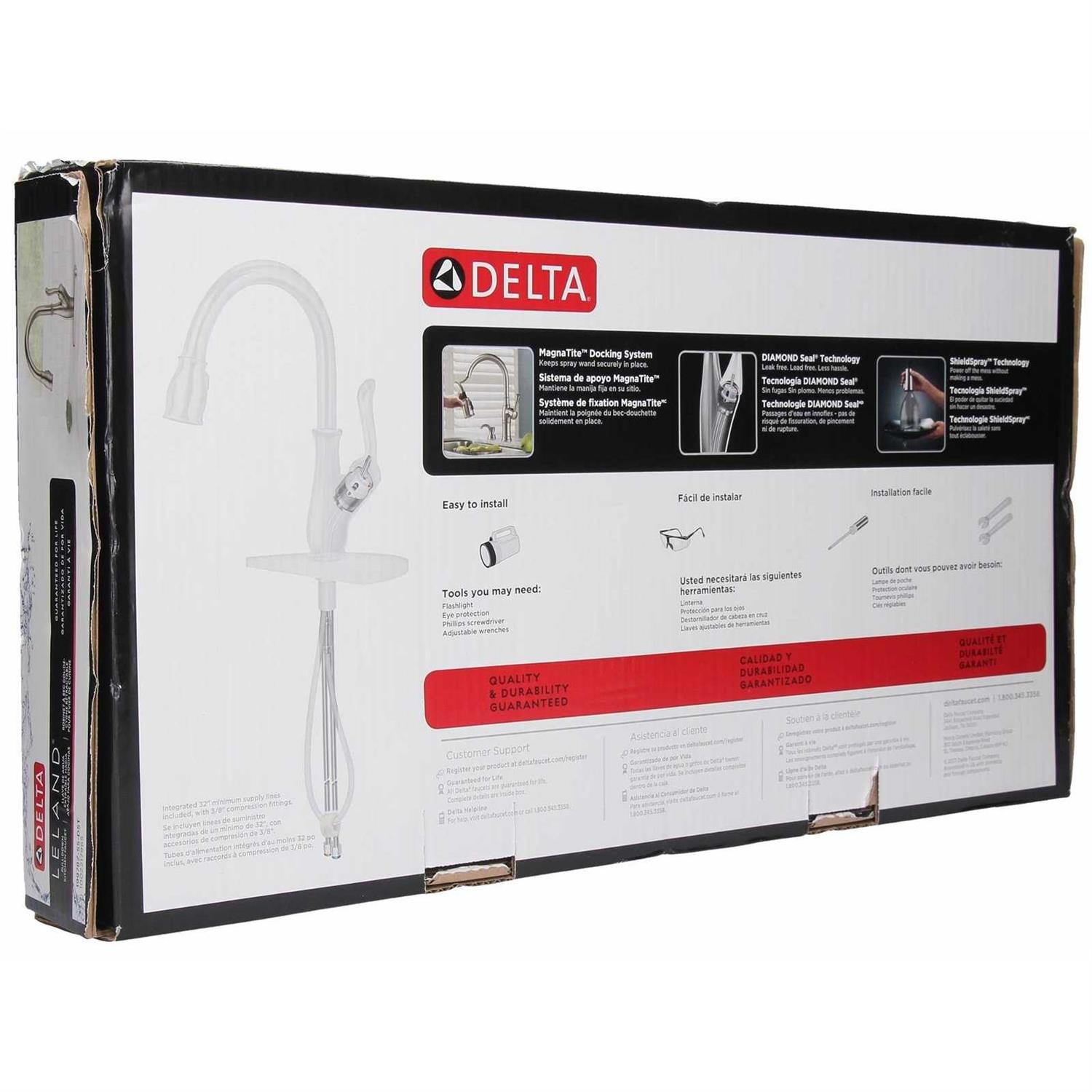 Delta Leland Single-Handle Pull-Down Sprayer Kitchen Faucet with ShieldSpray in Stainless - Image 5