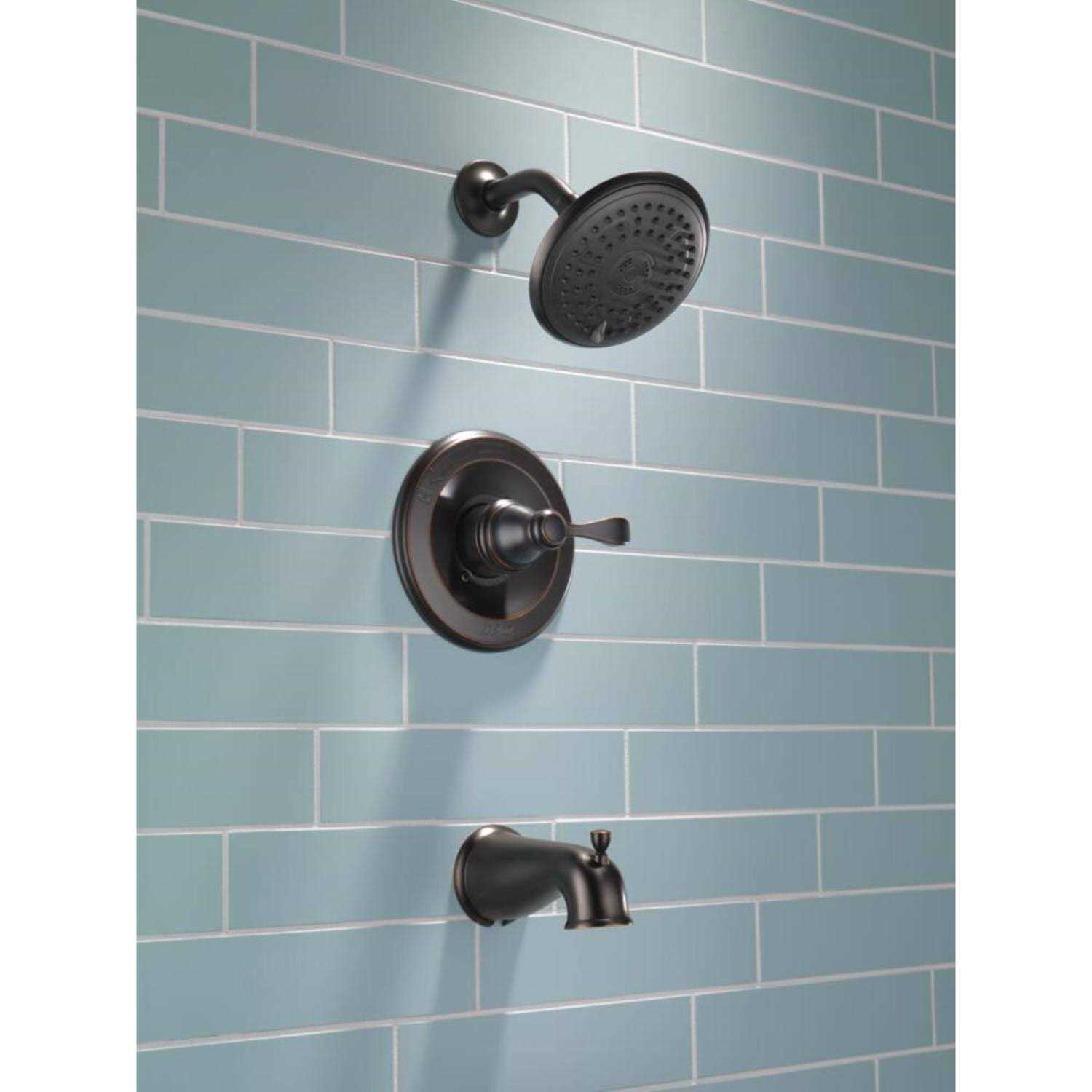 Delta Porter Single-Handle 3-Spray Tub and Shower Faucet in Oil Rubbed Bronze - Image 3