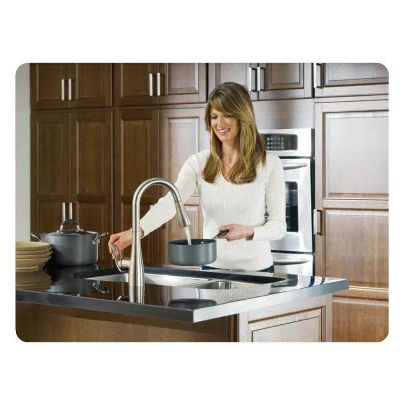 Moen 7594C Arbor One-Handle Pulldown Kitchen Faucet in Chrome - Image 5