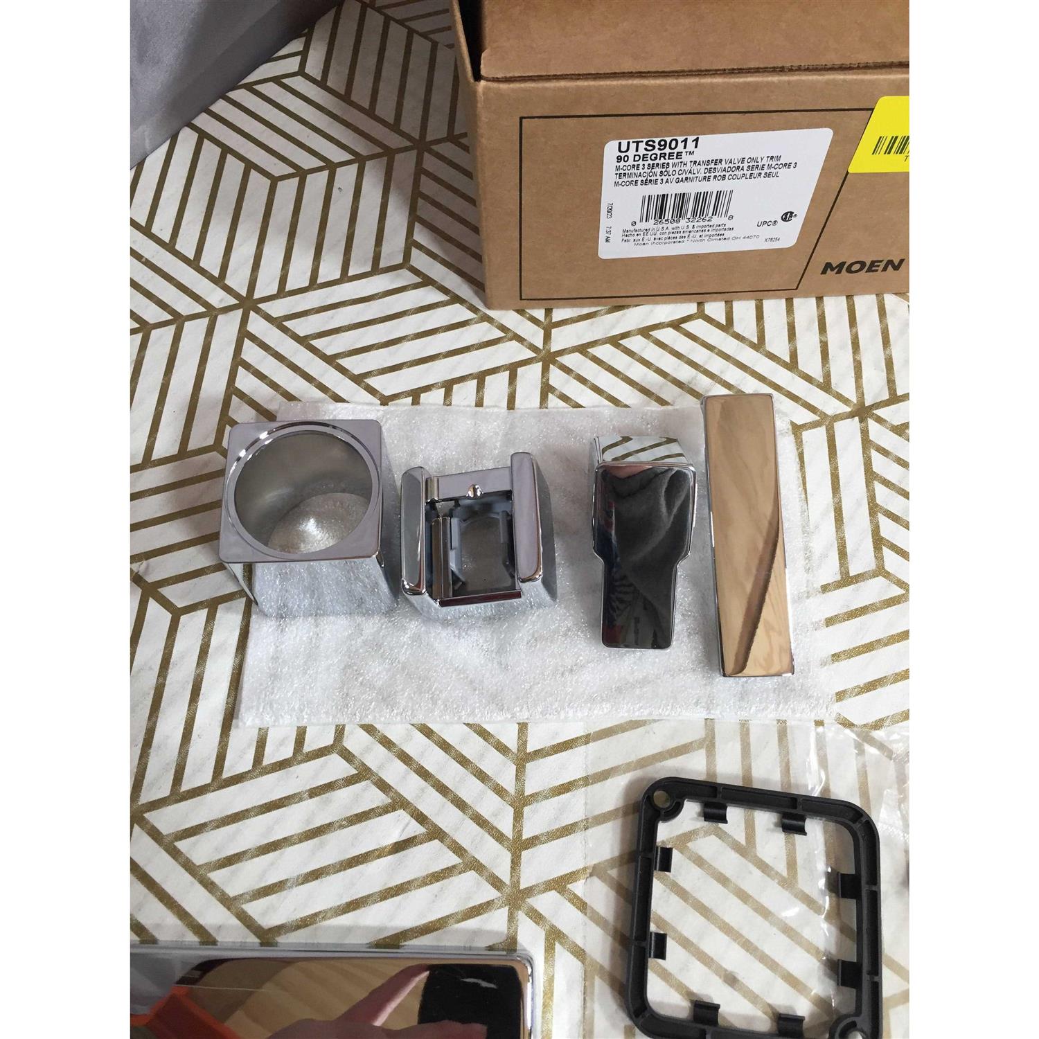 Moen Two Handle Roman Tub Valve Adjustable Connection 4792 - Image 2