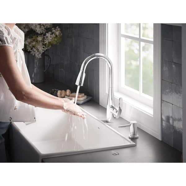 MOEN Reyes Single-Handle Pull-Down Sprayer Kitchen Faucet with Reflex and Power Clean - Image 4